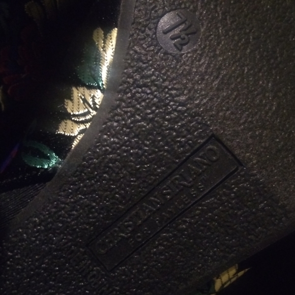 Christian Siriano shoes - Picture 9 of 11